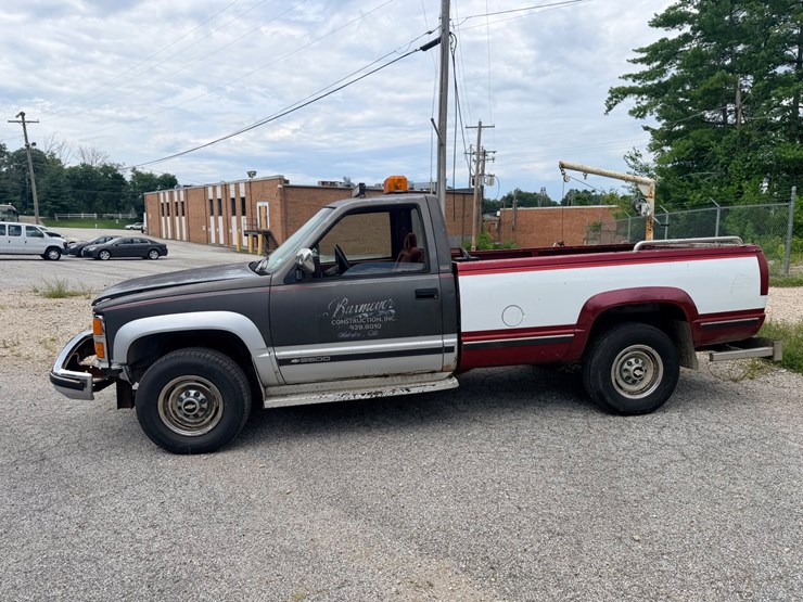 1993-chevrolet-k2500-image-5