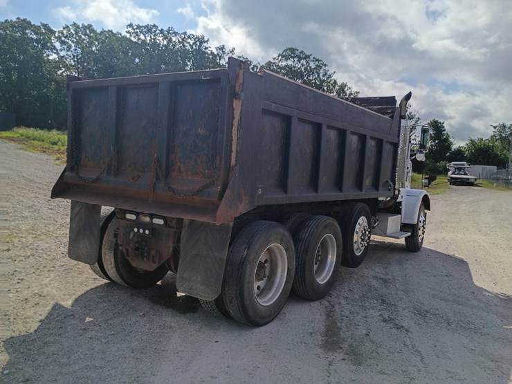 #24861-•-1988-freightliner-flc-dump-truck-image-13