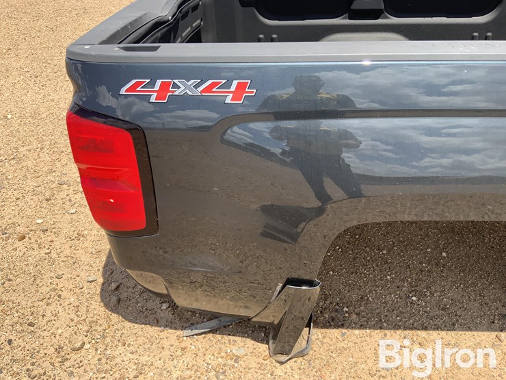 2019-chevrolet-2500-image-18