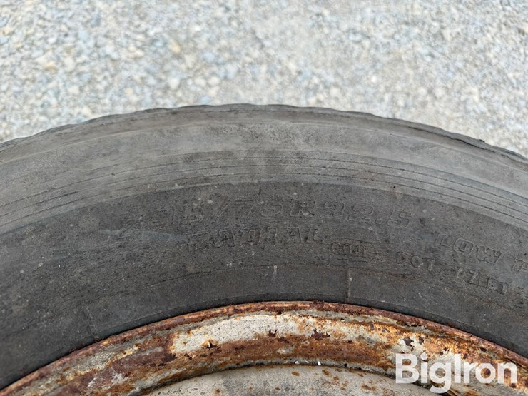 bridgestone-295/75r22.5-tires-&-rims-image-9