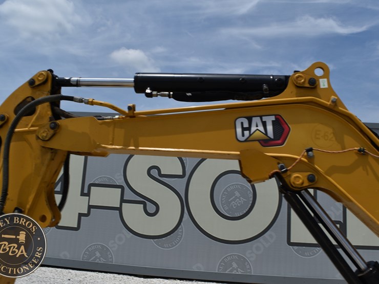 2023-caterpillar-303cr-image-25
