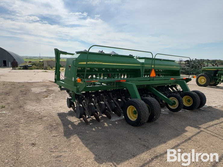 john-deere-1590-image-7