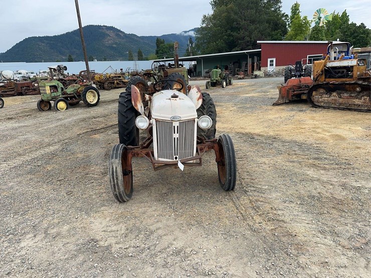 ford-8n-image-8