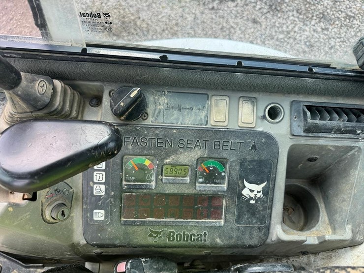 2013-bobcat-e26-image-26