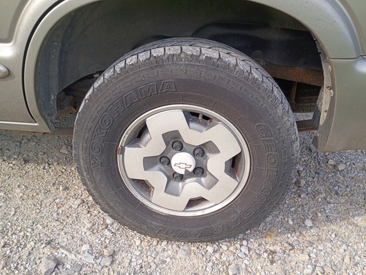 2003-chevrolet-blazer-image-78