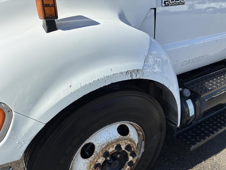 2011-ford-f650xl-image-6