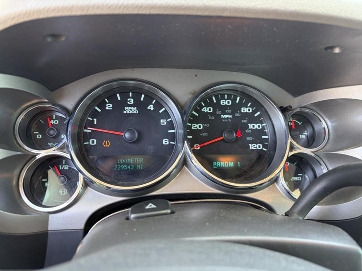 2012-gmc-sierra-2500-image-16