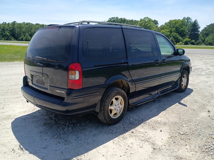 #24837-•-1999-oldsmobile-silhouette-van-image-9