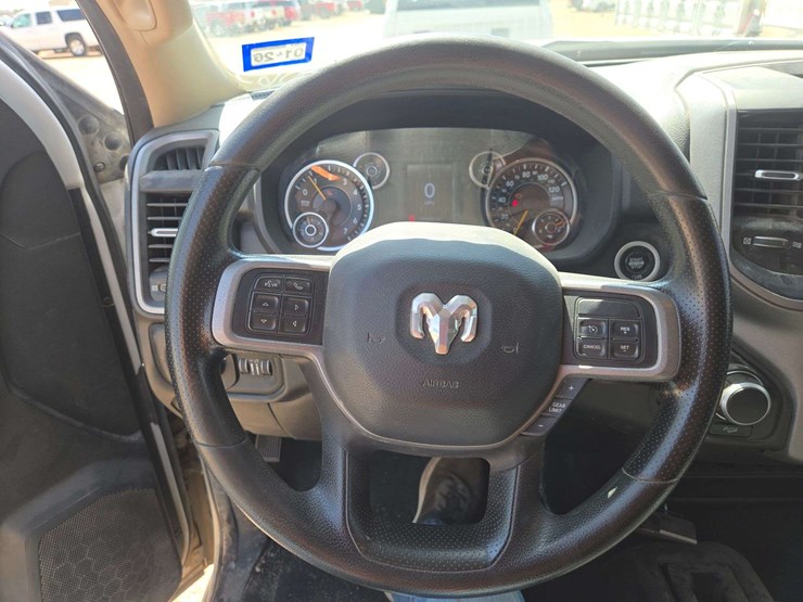 2020-ram-2500-tradesman-image-18