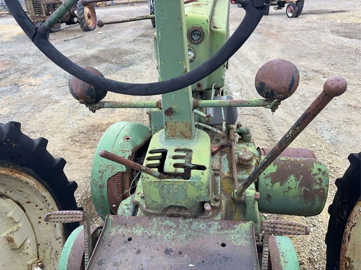 john-deere-model-b-image-26