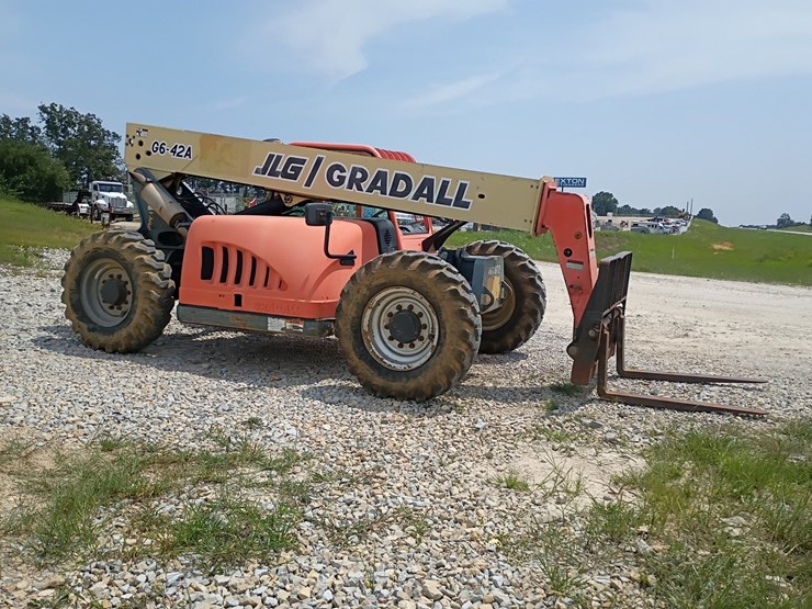 2004-jlg-g6-42a-image-11