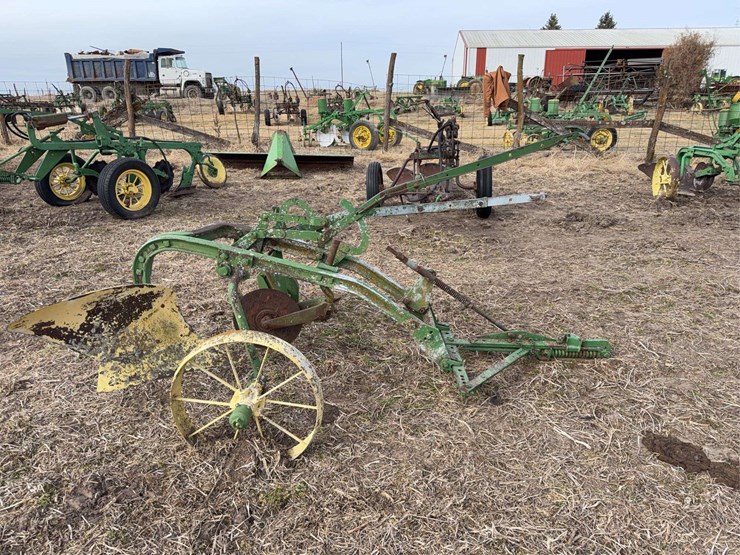 john-deere-one-bottom-plow-image-6