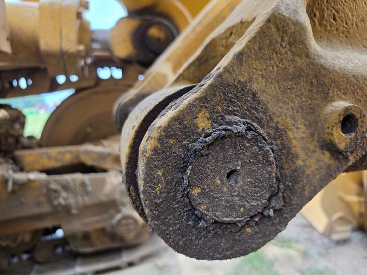1983-caterpillar-973-image-127