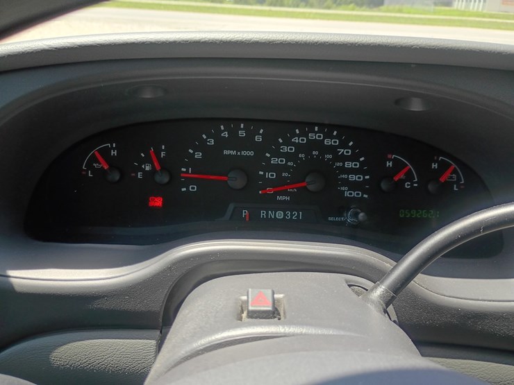 2005-ford-e450-image-49