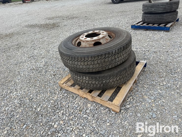 bridgestone-295/75r22.5-tires-&-rims-image-7