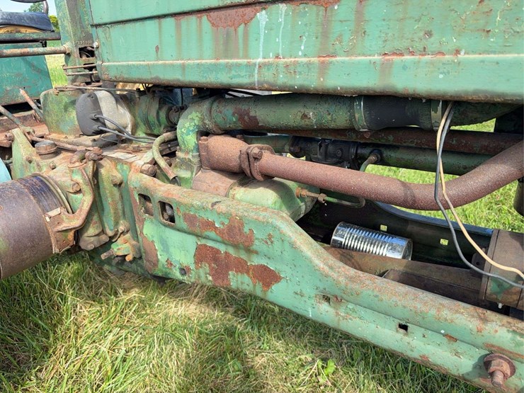 john-deere-model-b-image-14