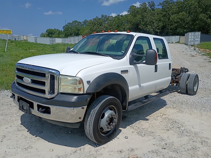 2007-ford-f550-image-1