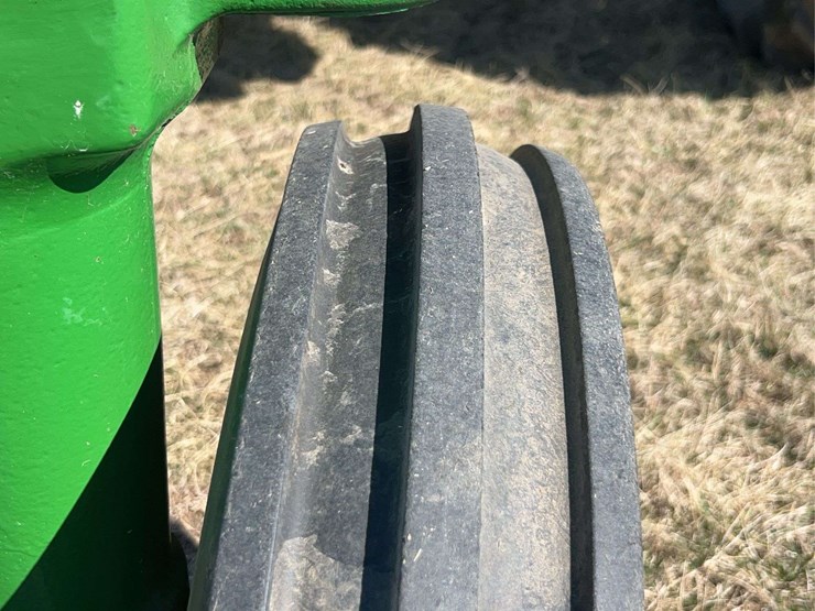john-deere-model-b-image-18