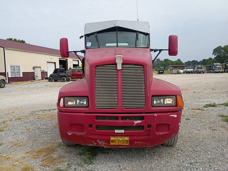 1995-kenworth-t600-image-15