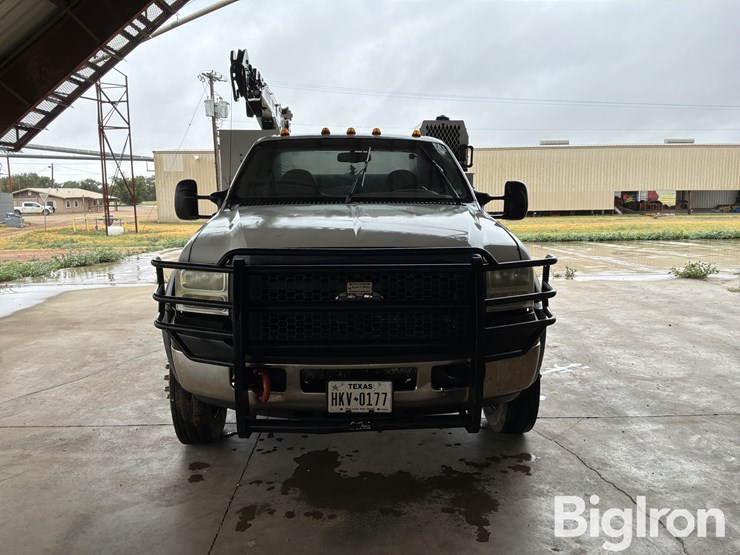 2006-ford-f550-image-2