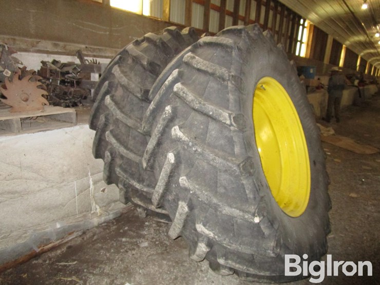 john-deere-4830-image-3
