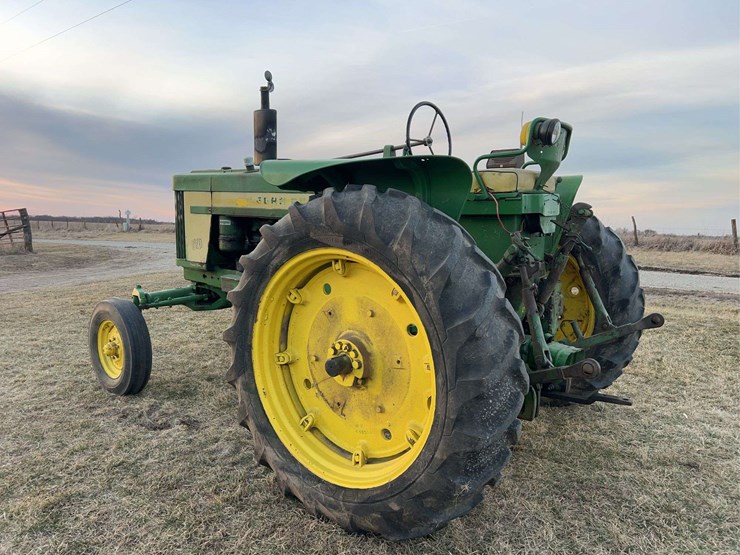 john-deere-720-image-3