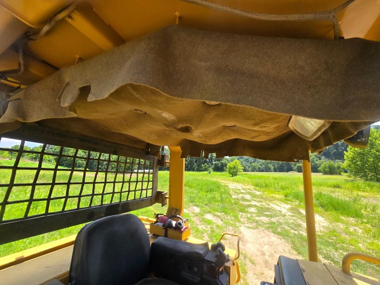 caterpillar-d6m-image-29