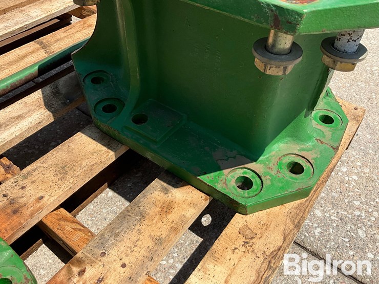 john-deere-12-image-15