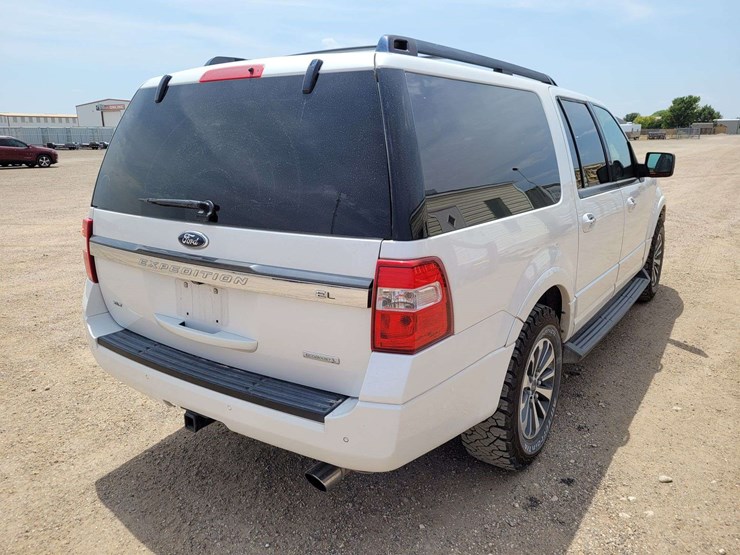 2015-ford-expedition-image-5