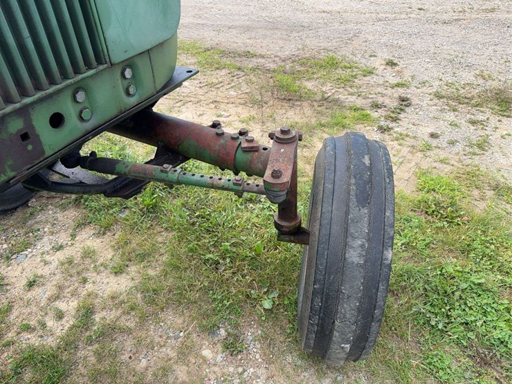 john-deere-3010-image-19
