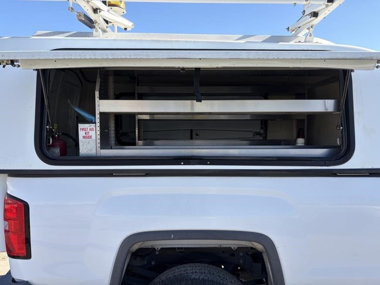 2015-gmc-sierra-3500hd-image-12