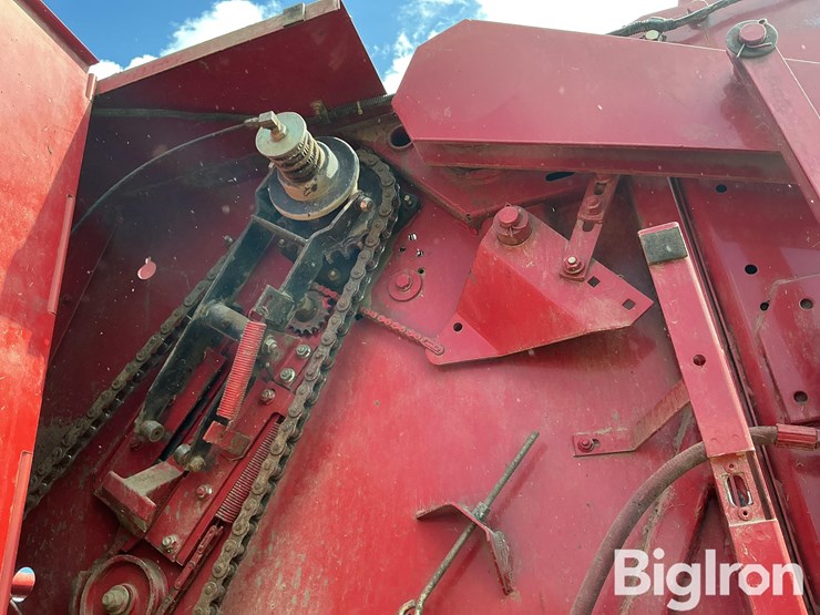 case-ih-rbx561-image-15