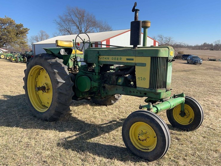 john-deere-720-image-7
