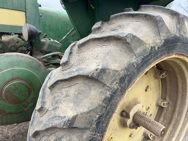 john-deere-620-image-50