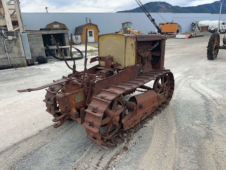 holt-caterpillar-image-5