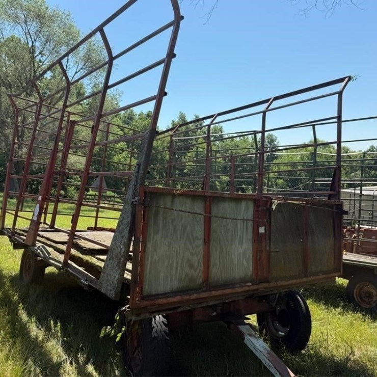 Meyer Bale Rack & Gear
