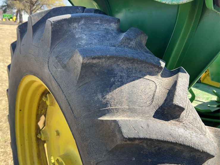 john-deere-620-image-44