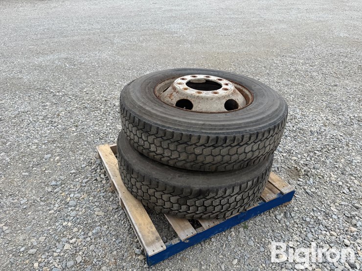 bridgestone-295/75r22.5-tires-&-rims-image-4