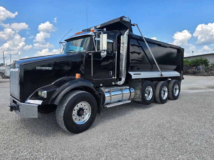 2015-kenworth-t800-image-3