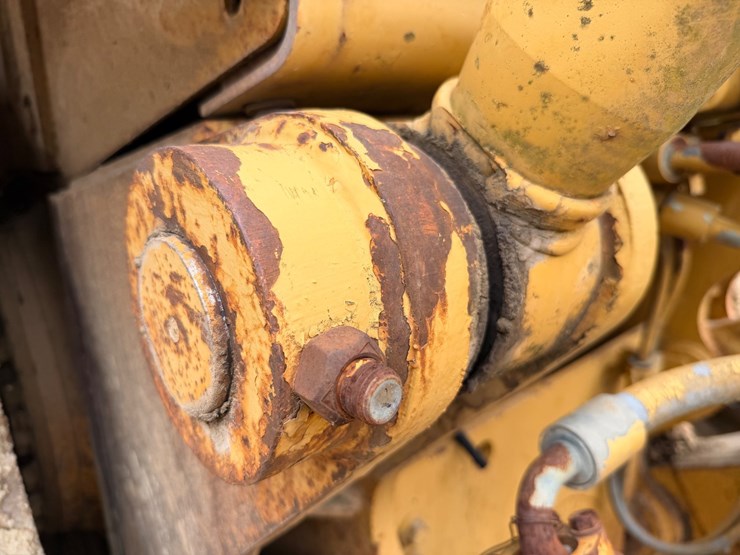 1992-caterpillar-d8n-image-90