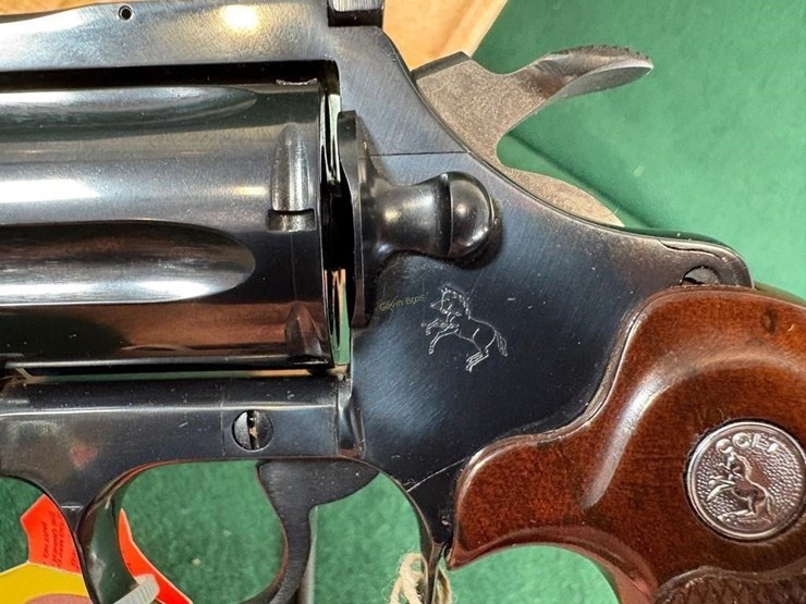 colt-diamondback-38spl-ctg-revolver-image-9