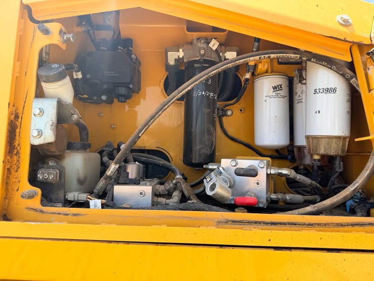 2017-deere-950k-image-106
