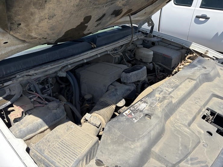 2012-gmc-sierra-3500-image-13