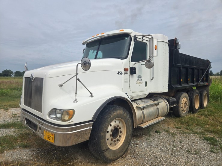 2005-international-9400i-image-3