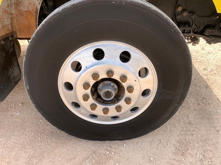 2019-western-star-4900-image-7