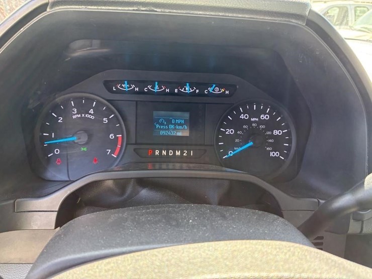 2017-ford-f250-xl-image-16