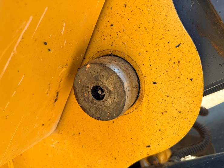 2017-deere-950k-image-118