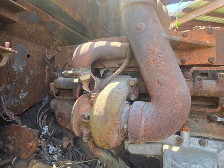 caterpillar-it38f-image-14