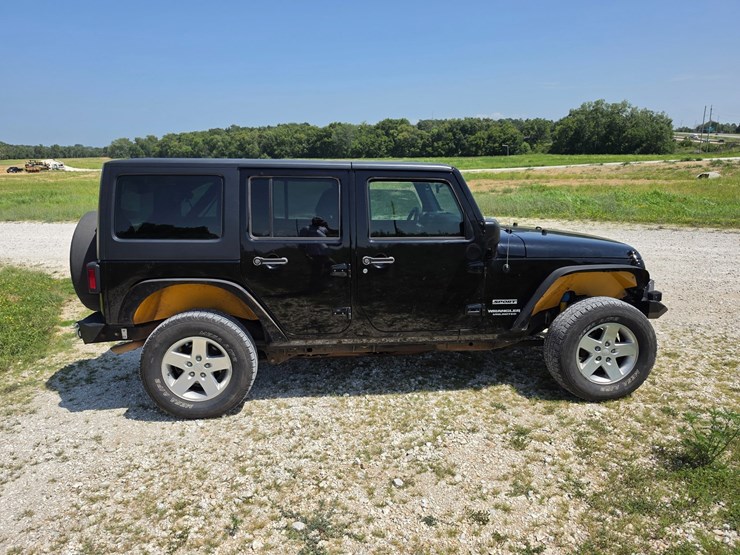 2015-jeep-wrangler-image-18