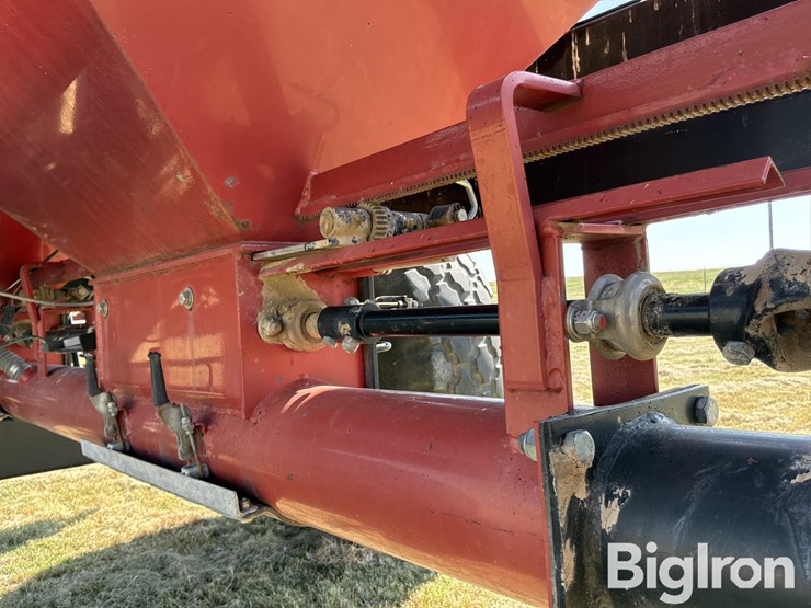 case-ih-2400-image-18